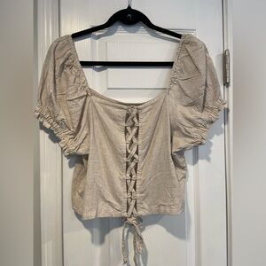 NWOT Dizzy Lizzy Size L Lace Up Back Puff Sleeve Oatmeal Scoop Neck Crop Top